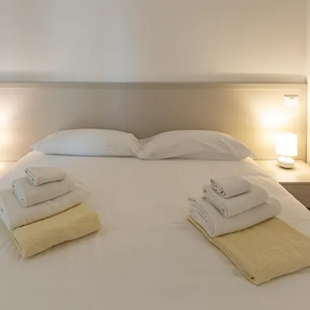Apartment Prestige Garda - Ai Cappuccini *